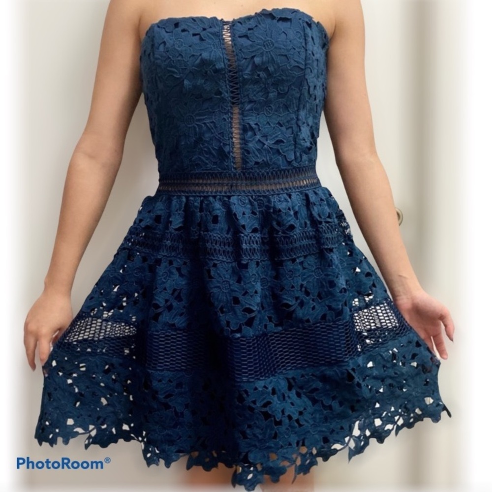 Romeo & Juliet Lace Mini Dress Blue Size M NWT